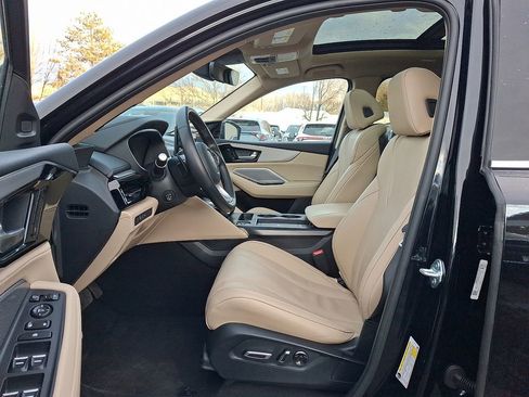 Used 2025 Acura MDX Technology Package image 3