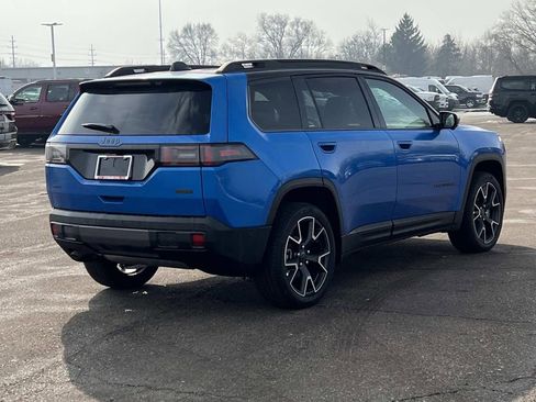 New 2026 Jeep Cherokee Overland image 3