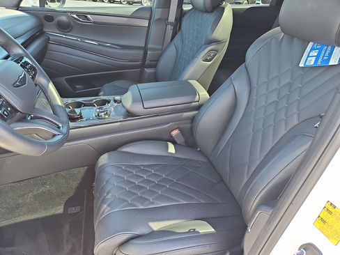 Certified 2026 Genesis GV80 3.5T Prestige AWD/4WD image 15