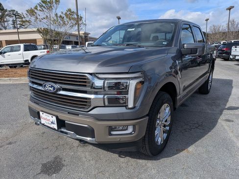 Certified 2025 Ford F150 King Ranch w/ FX4 Off-Road Package image 8