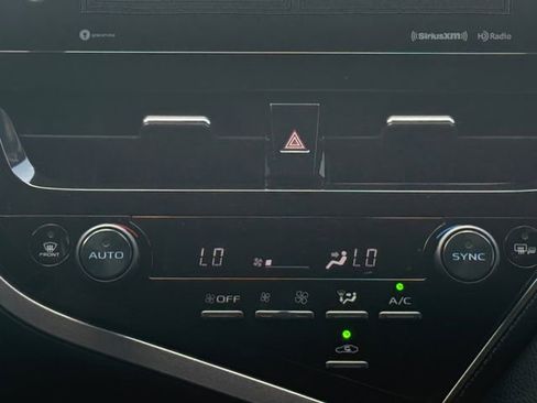 Used 2024 Toyota Camry XSE image 4