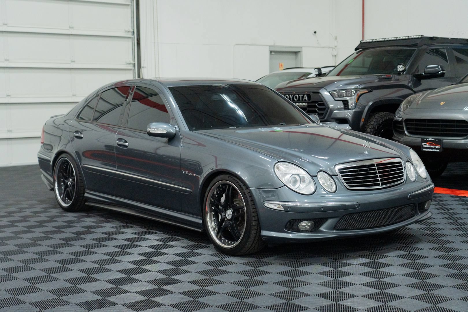 Used 2005 Mercedes-Benz E 55 AMG Sedan image 13