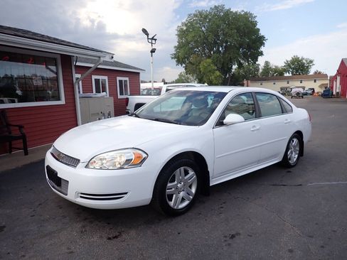 Used 2012 Chevrolet Impala LT FWD image 3