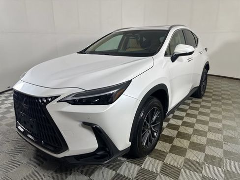 Used 2024 Lexus NX 350 AWD image 3