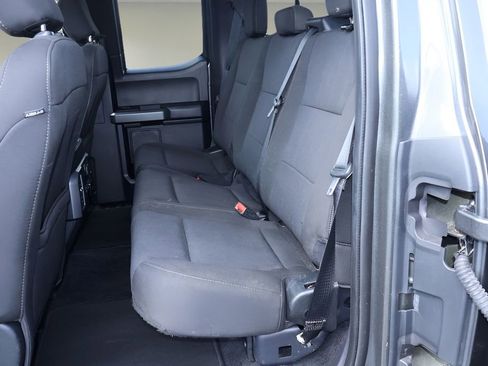 Used 2018 Ford F150 XLT w/ Equipment Group 302A Luxury RWD image 16