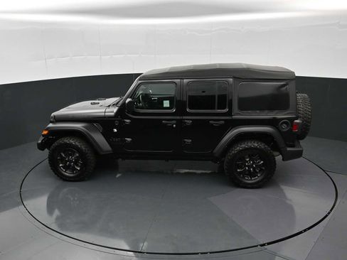 Used 2021 Jeep Wrangler Unlimited Sport AWD/4WD image 24
