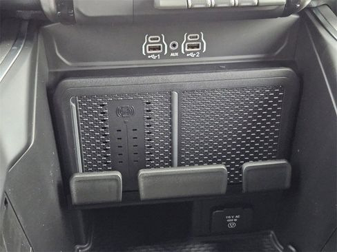 New 2026 RAM 1500 4x4 Crew Cab image 28