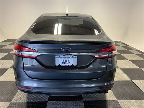 Used 2017 Ford Focus SEL w/ Cold Weather Package image 4