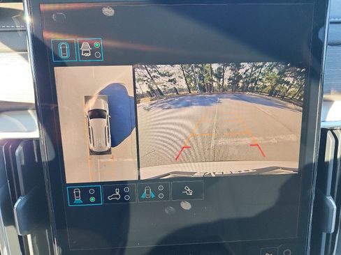 New 2026 GMC Acadia Denali w/ Super Cruise Package image 16