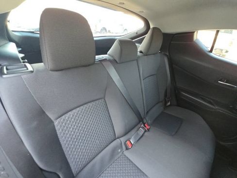 Used 2021 Toyota C-HR LE FWD image 13