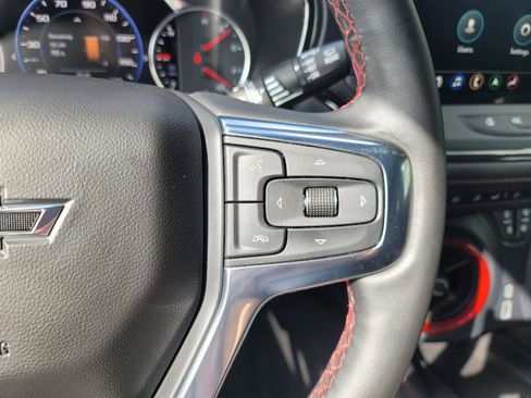 Used 2025 Chevrolet Blazer RS w/ Enhanced Convenience Package AWD/4WD image 18