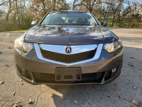 Used 2010 Acura TSX Sedan image 2