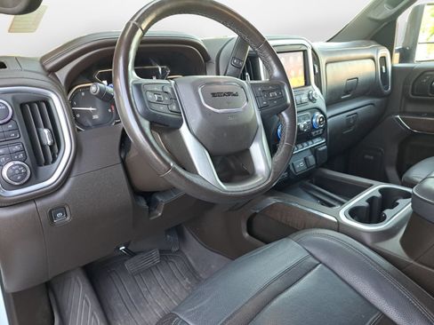 Used 2022 GMC Sierra 2500 Denali AWD/4WD image 9