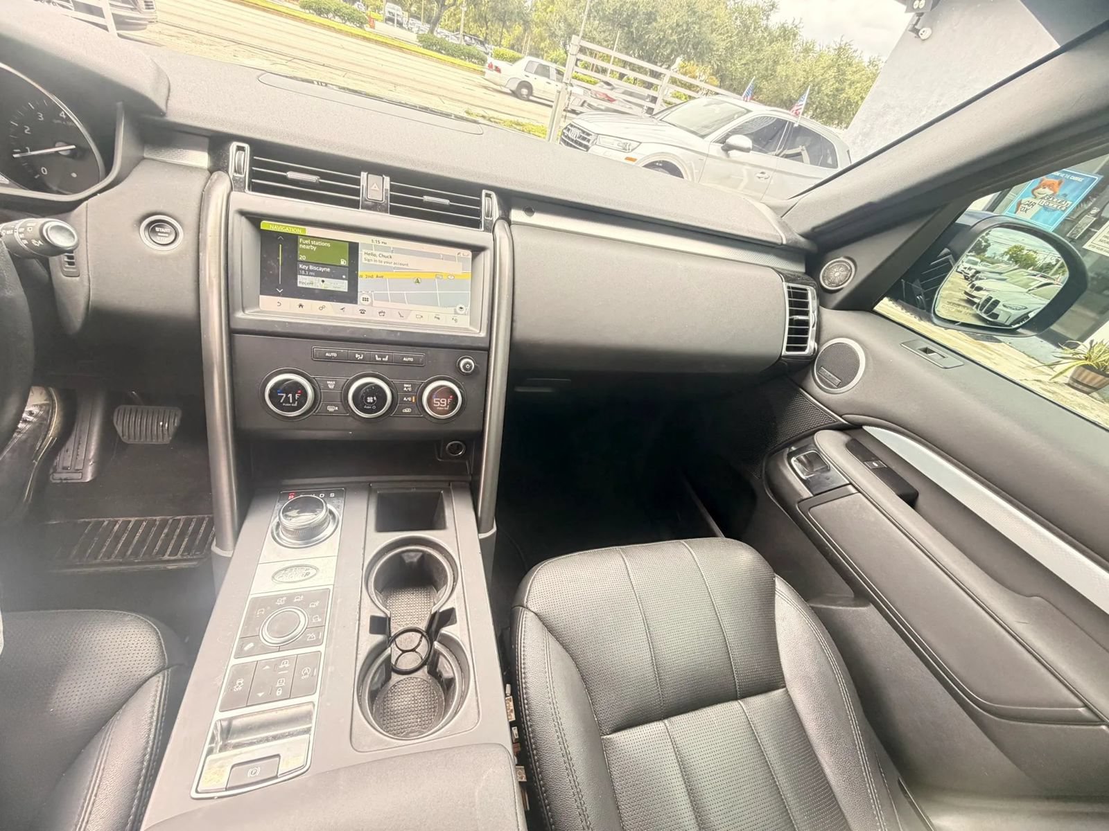 Used 2020 Land Rover Discovery Landmark AWD/4WD image 13
