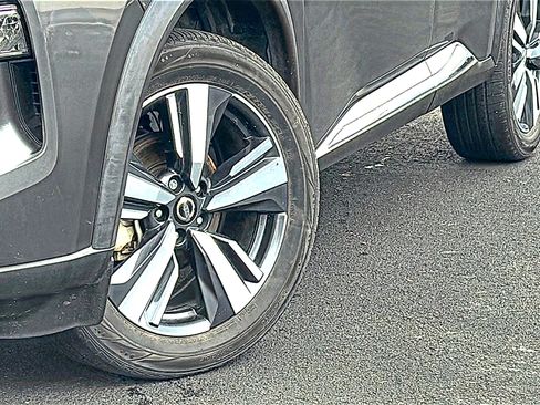 Used 2021 Nissan Rogue SL FWD image 3