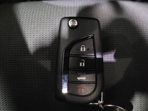 Used 2023 Toyota Corolla LE image 32