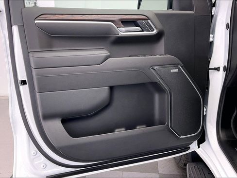 New 2026 GMC Sierra 1500 SLT w/ SLT Premium Plus Package image 12