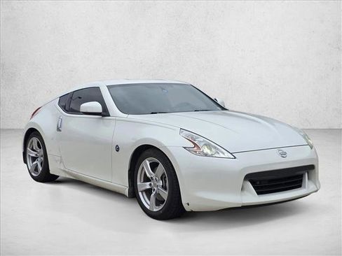 Used 2012 Nissan 370Z image 3