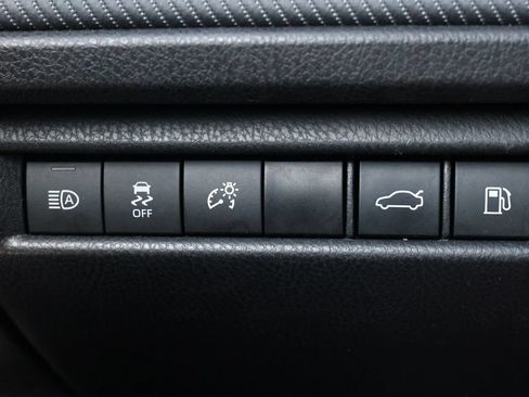 Used 2025 Toyota Camry SE FWD image 24