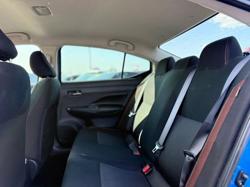 Used 2020 Nissan Versa SR FWD image 19