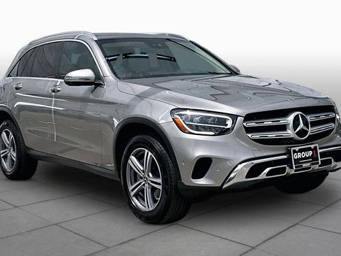 Used 2022 Mercedes-Benz GLC 300 image 3