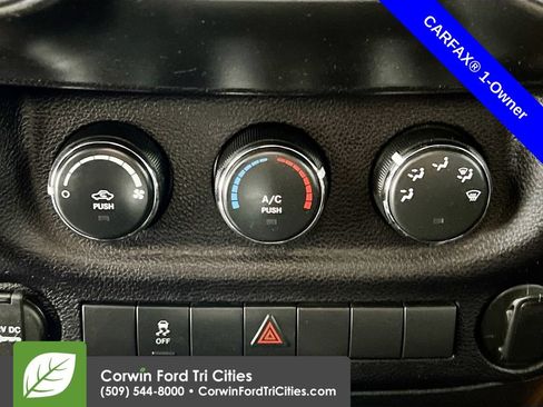 Used 2016 Jeep Wrangler Unlimited Sport w/ Max Tow Package AWD/4WD image 9