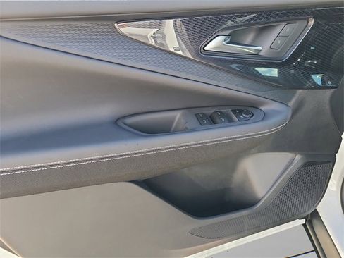 New 2025 Chevrolet Blazer EV LT image 19