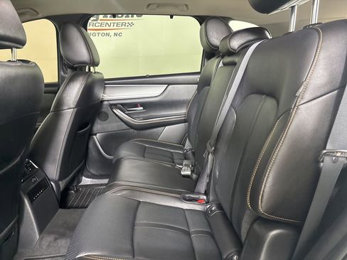 Used 2025 MAZDA CX-70 3.3 Turbo w/ Preferred Package image 21