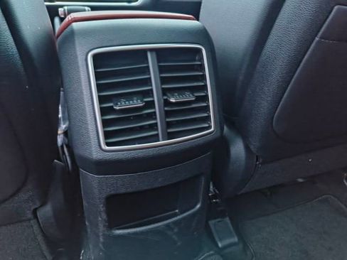 Used 2025 Kia Sportage SX image 28