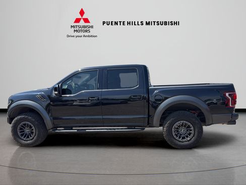 Used 2019 Ford F150 Raptor w/ Equipment Group 802A Luxury AWD/4WD image 8