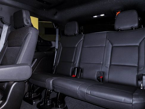 Used 2023 Chevrolet Tahoe High Country w/ Advanced Technology Package image 18