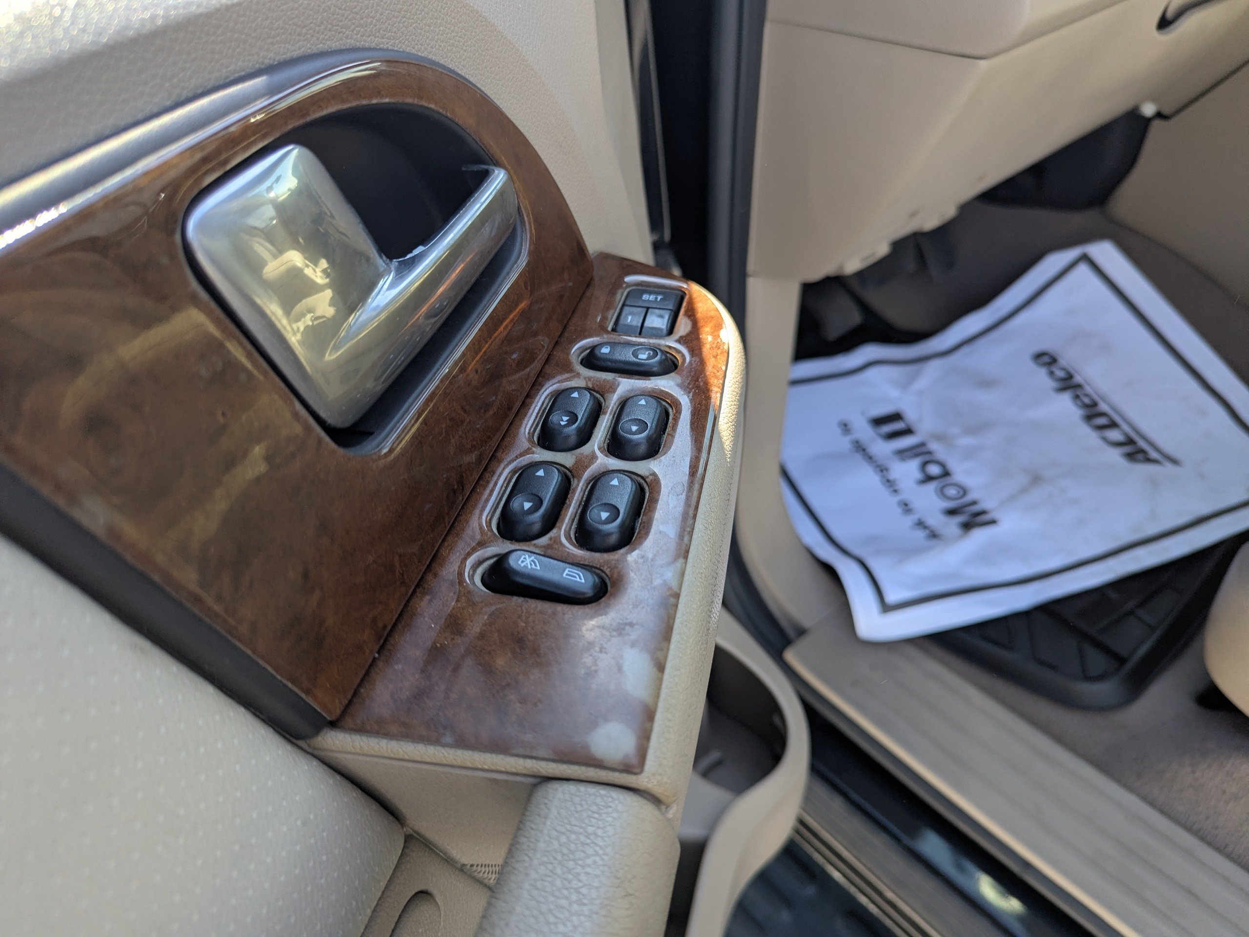 Used 2004 Ford Expedition Eddie Bauer AWD/4WD image 11