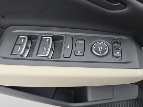 Used 2023 Honda Accord EX image 24