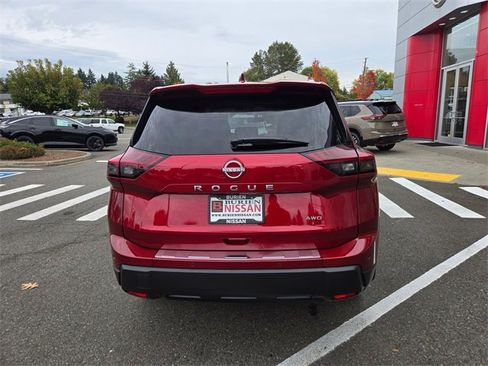 New 2026 Nissan Rogue SV w/ SV Premium Package image 7