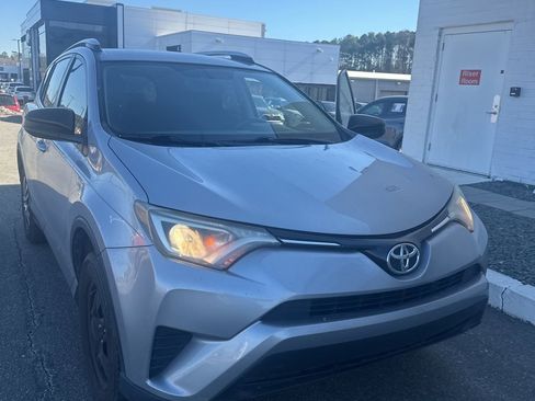 Used 2016 Toyota RAV4 LE image 25