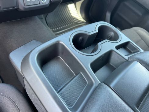 Used 2022 Chevrolet Silverado 1500 Custom RWD image 33