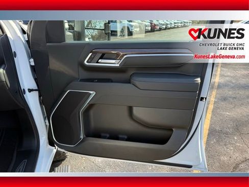 New 2026 Chevrolet Silverado 3500 LT image 19