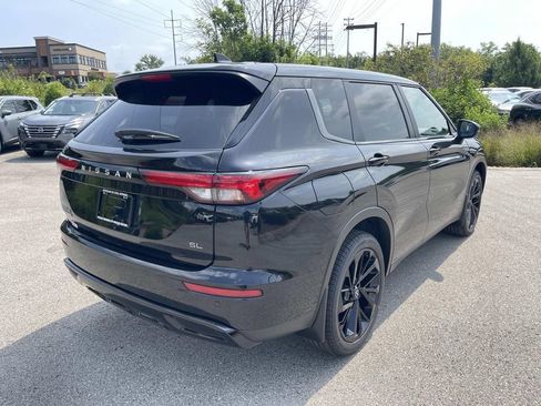 New 2026 Nissan Rogue SL AWD/4WD image 3