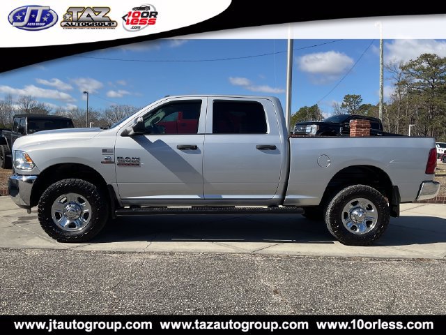 Used 2018 RAM 2500 Tradesman w/ Chrome Appearance Group AWD/4WD image 4