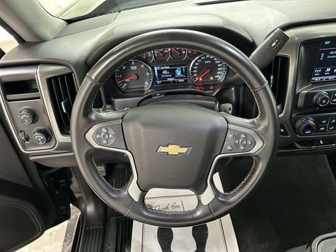 Used 2018 Chevrolet Silverado 1500 LT w/ All Star Edition AWD/4WD image 4