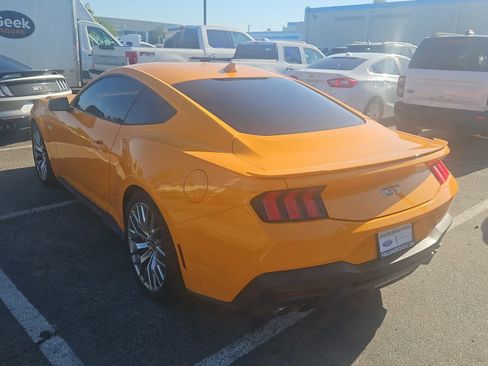 Used 2026 Ford Mustang GT Premium RWD image 7