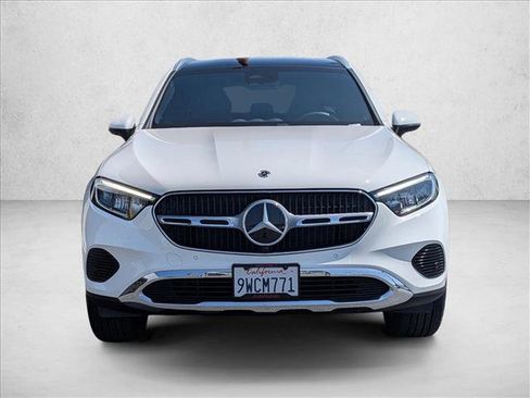 Used 2026 Mercedes-Benz GLC 300 4MATIC image 2