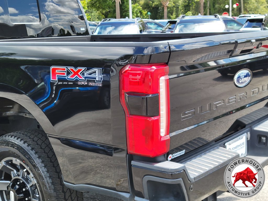 Used 2024 Ford F250 Lariat w/ Sport Appearance Package AWD/4WD image 13
