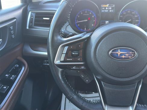 Used 2018 Subaru Outback 3.6R Touring w/ Popular Package #3 AWD/4WD image 26