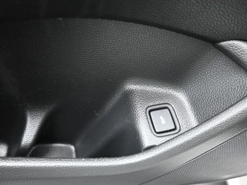 Used 2021 Honda Accord EX-L image 11