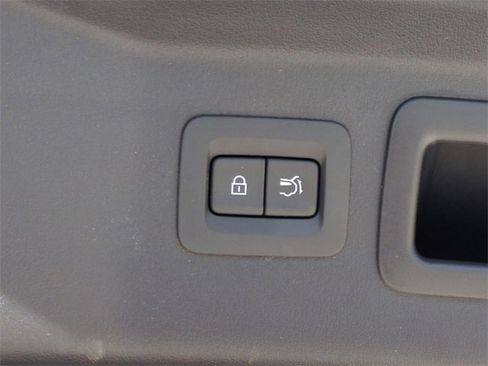 Used 2025 MAZDA CX-70 3.3 Turbo S w/ Premium Package image 15