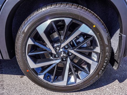 New 2025 Mitsubishi Outlander SE AWD/4WD image 7