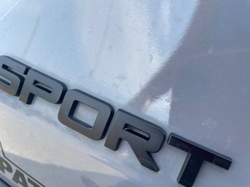 Used 2025 Honda HR-V Sport image 5