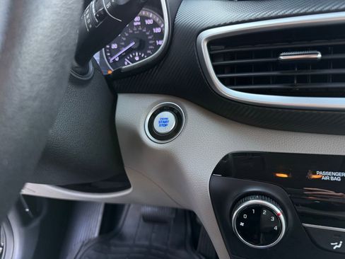 Used 2019 Hyundai Tucson Value image 41