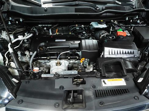 Used 2017 Honda CR-V LX image 9